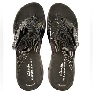 Clarks Cloudsteppers Sandals Women’s Black Flip Flops Size 6